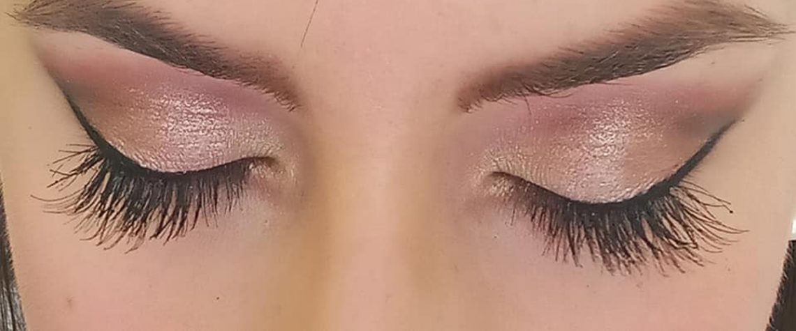 Χρύσα Σιλιτζίρη Make Up Artist