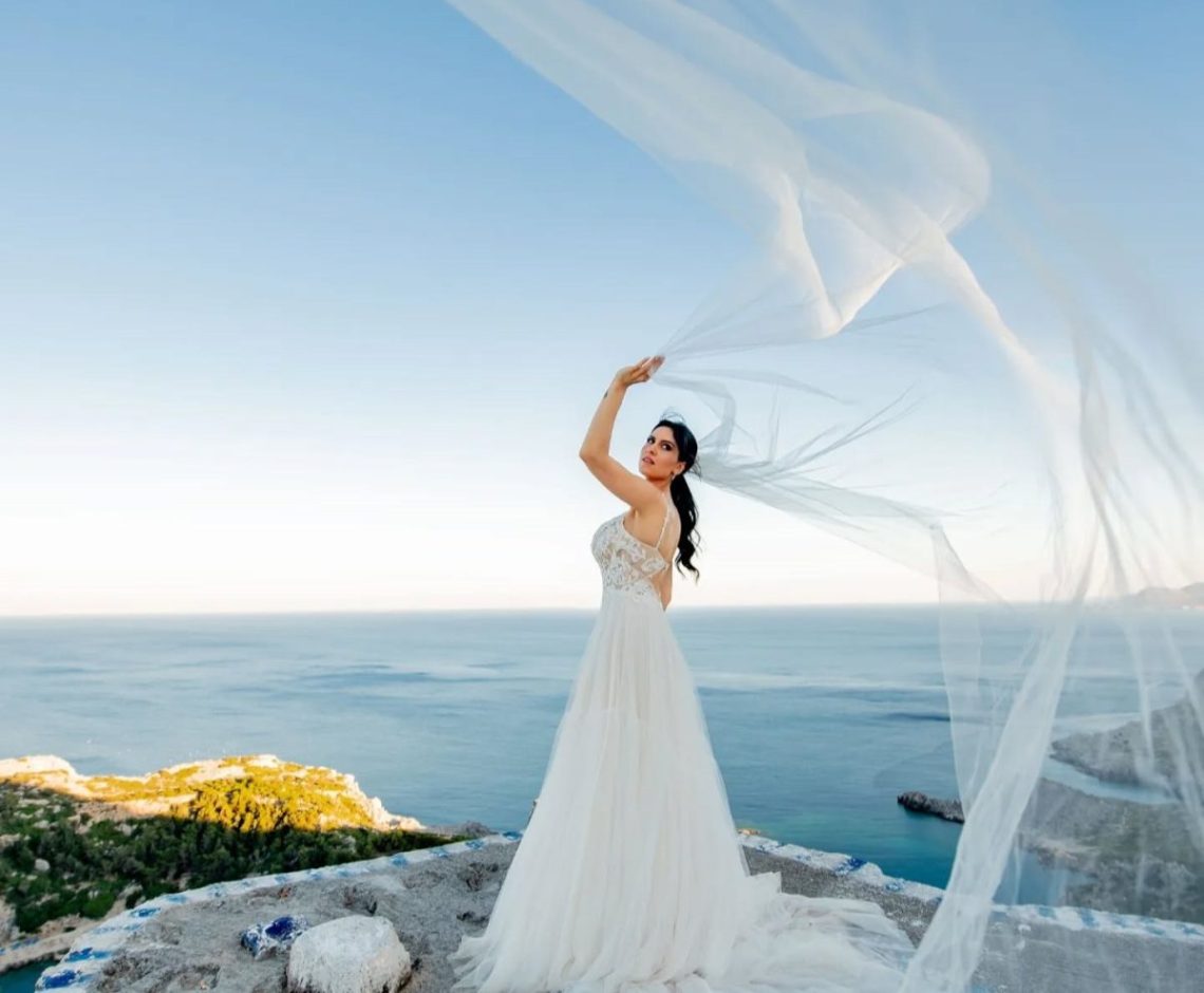 Black Chic Bridal Wedding Dresses